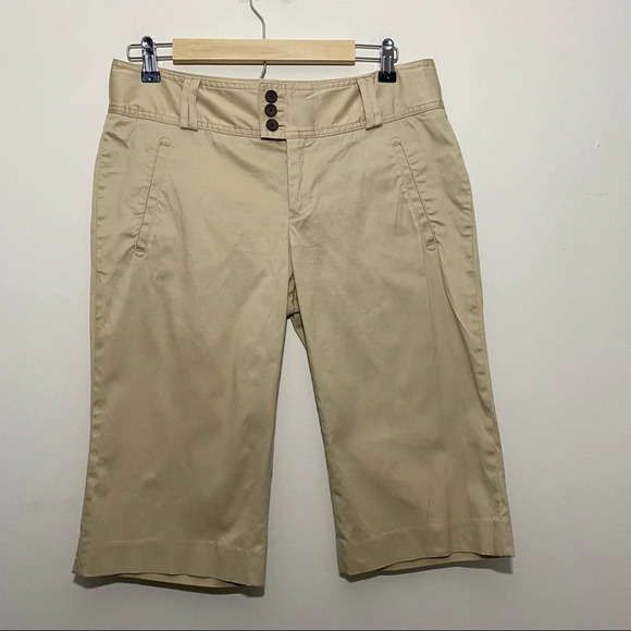 Banana Republic Martin fit Cargo Bermuda Shorts - Picture 4 of 11